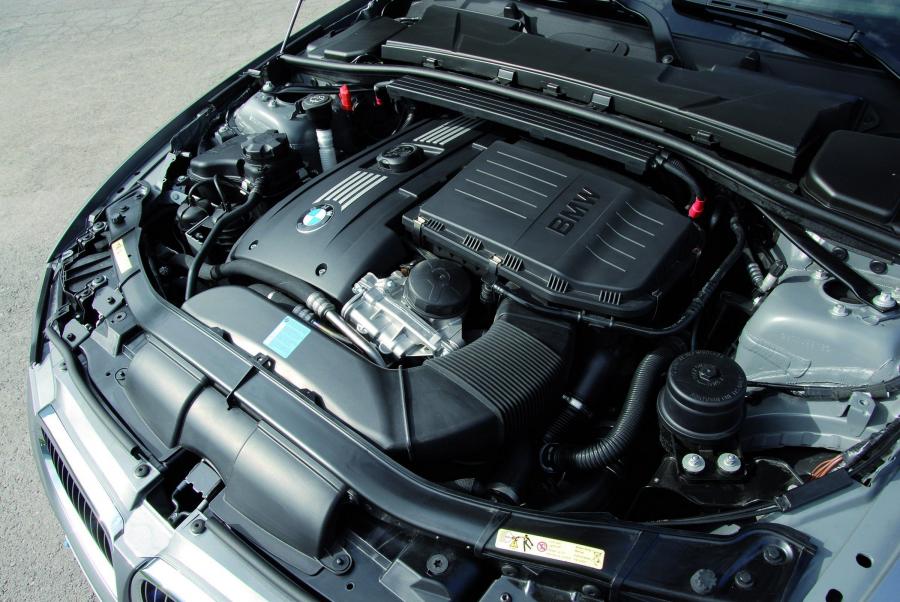  BMW 3-Series Coupe 2007 года  (фото 58 из 219)